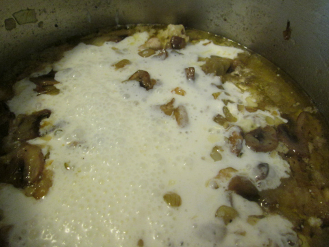 Adding Sour Cream to Mushrooms