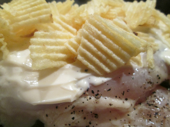 Chips mayo and chicken  
