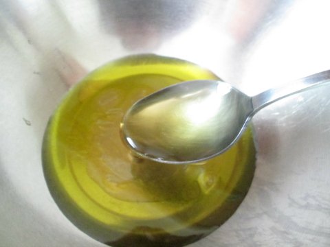 Adding Honey to Olive Oil
