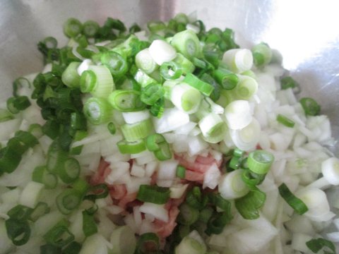 Adding the Green Onions