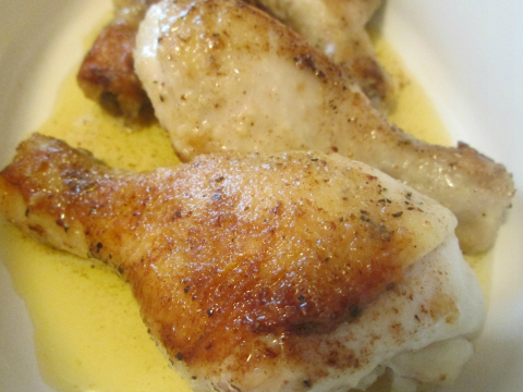 Baking Chicken Legs with their Juices