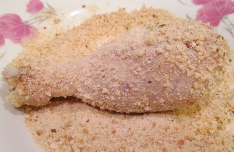 Chicken legs in breadcrumbs  