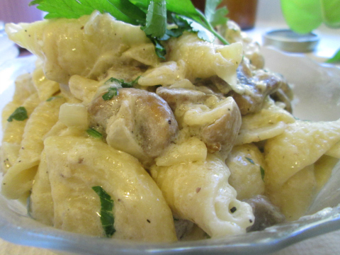 Chicken and Mushrooms Recipe with Pasta