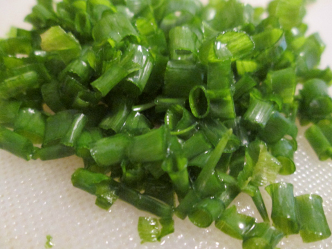 Sliced Onion Greens