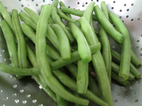 Trimmed Beans Ready for Steaming